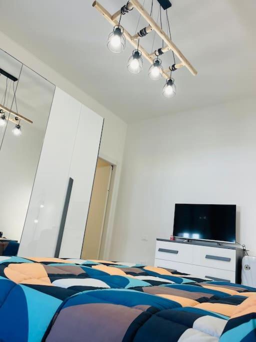 Orizzonte 5 Terre, Viale Italia 221 - Partenza Battelli 5 Terre