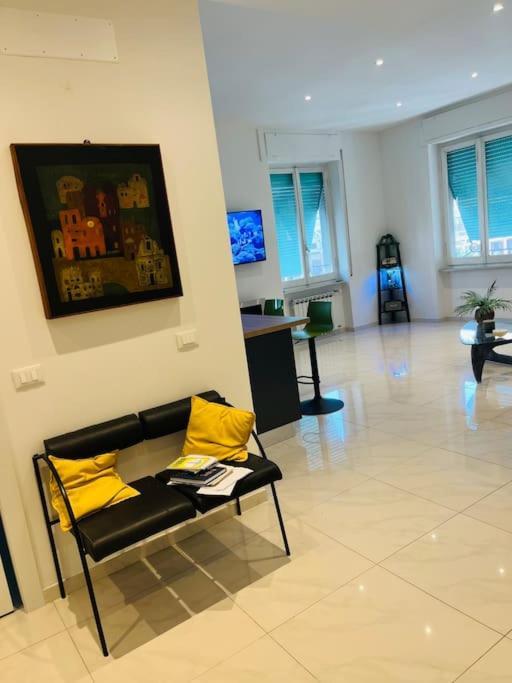 Apartment Orizzonte 5 Terre, Viale Italia 221 - Partenza Battelli 5 Terre La Spezia